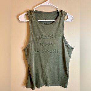 Nike Women's Green Muscle Tee - Medium P2P 20”